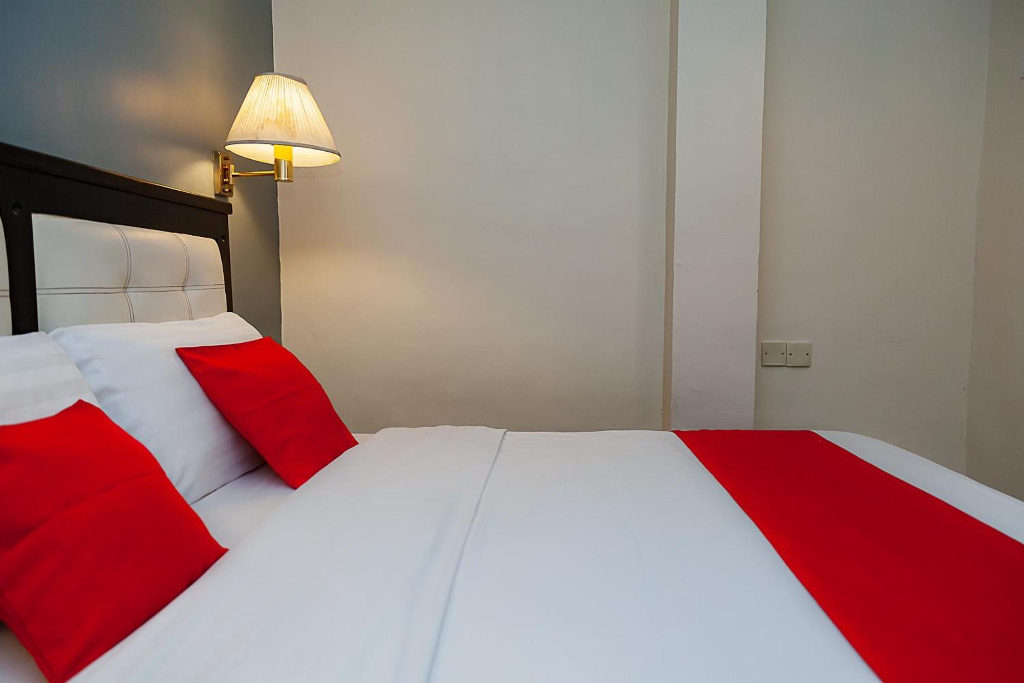 Super Oyo 90055 Mansion Inn Sibu Zewnętrze zdjęcie