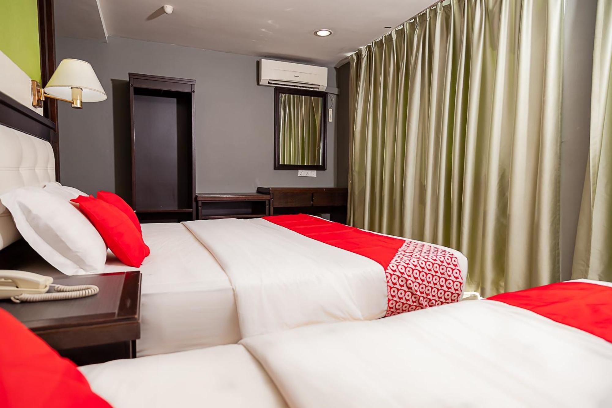 Super Oyo 90055 Mansion Inn Sibu Zewnętrze zdjęcie