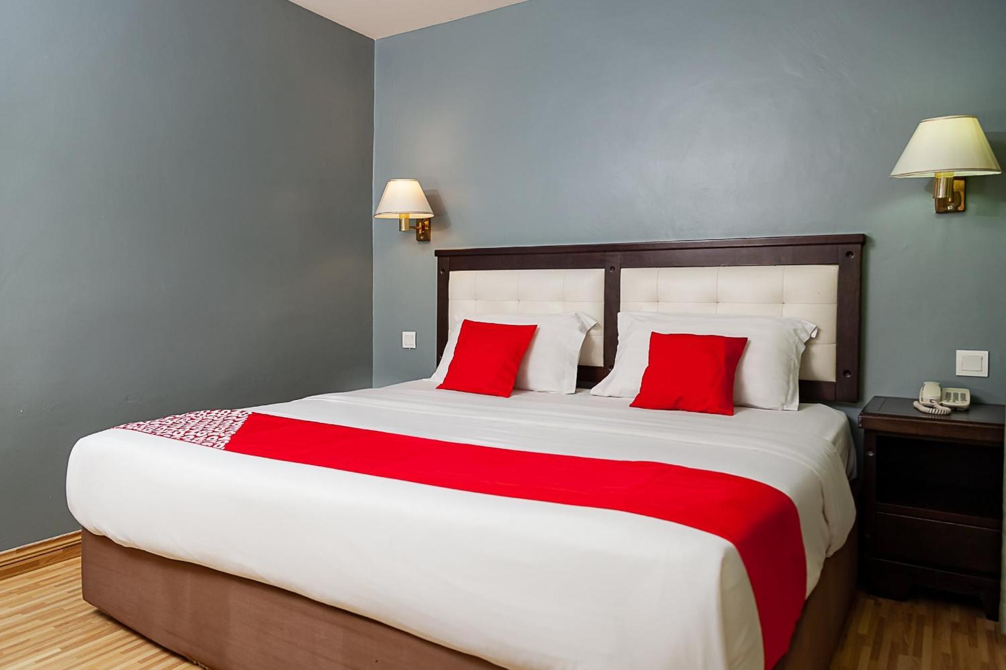 Super Oyo 90055 Mansion Inn Sibu Zewnętrze zdjęcie